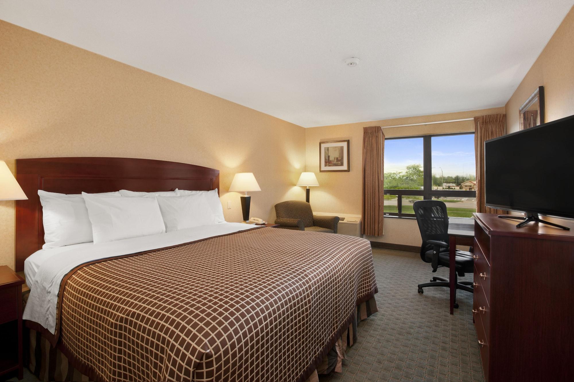 Days Inn By Wyndham Utica Exterior photo